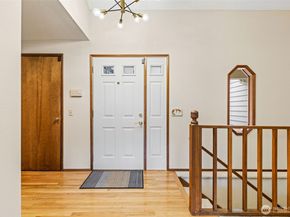 200 SW 327th Place, Federal Way WA 98023