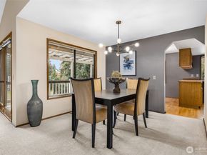 200 SW 327th Place, Federal Way WA 98023