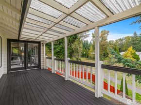 200 SW 327th Place, Federal Way WA 98023