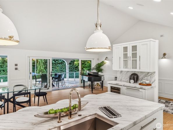 3026 140th Avenue NE, Bellevue WA 98005