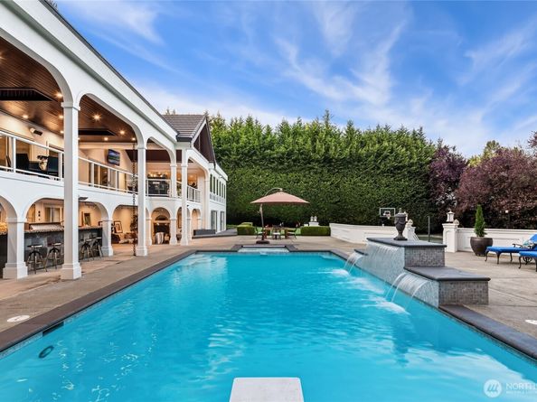 3026 140th Avenue NE, Bellevue WA 98005