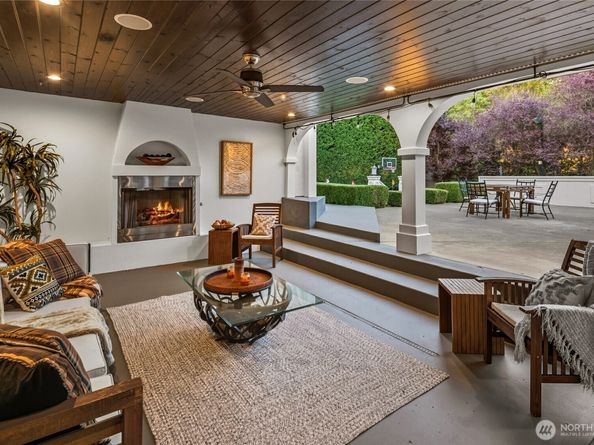 3026 140th Avenue NE, Bellevue WA 98005