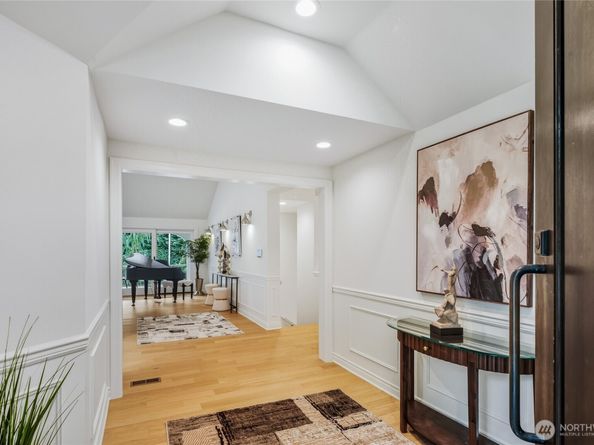 3026 140th Avenue NE, Bellevue WA 98005