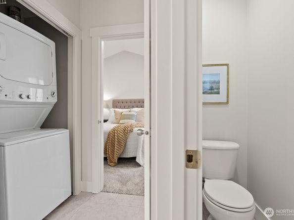 121 21st Avenue E C, Seattle WA 98112