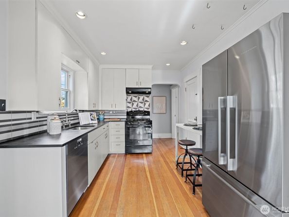 4602 S Chicago Street, Seattle WA 98118