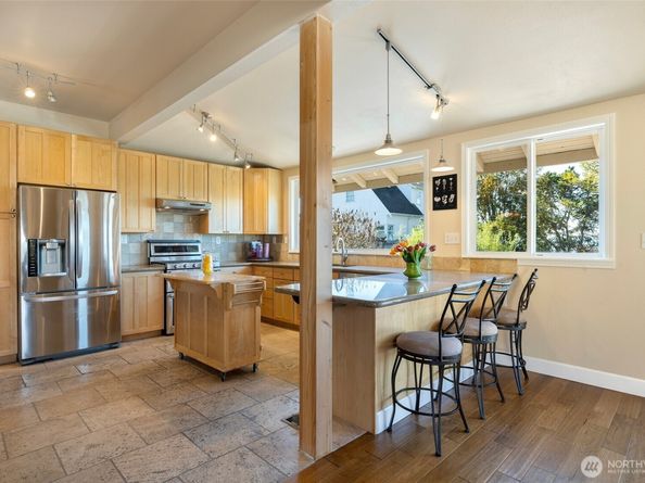 5315 46th Avenue SW, Seattle WA 98136