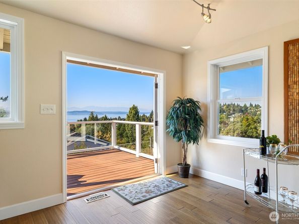 5315 46th Avenue SW, Seattle WA 98136