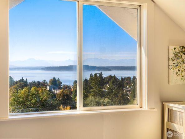 5315 46th Avenue SW, Seattle WA 98136