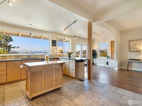 5315 46th Avenue SW, Seattle WA 98136