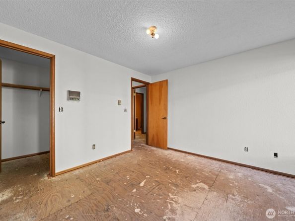 32713 1st Place S  236, Federal Way WA 98003