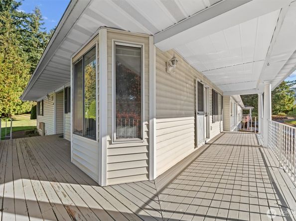 32713 1st Place S  236, Federal Way WA 98003