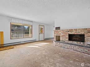 32713 1st Place S  236, Federal Way WA 98003