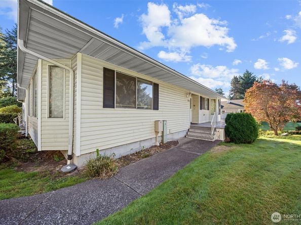 32713 1st Place S  236, Federal Way WA 98003