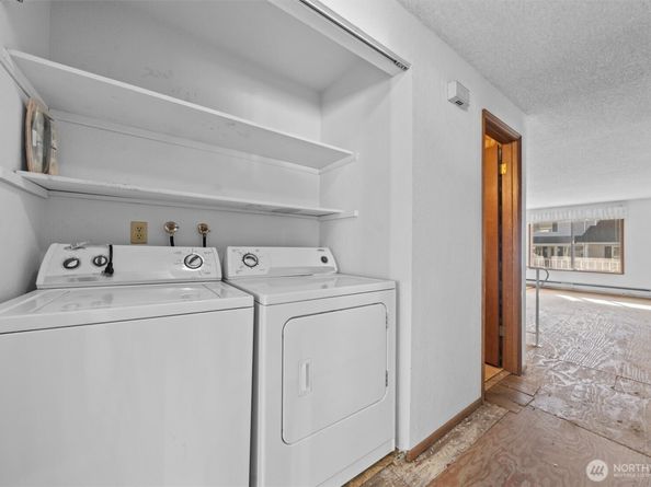 32713 1st Place S  236, Federal Way WA 98003