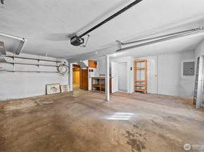 32713 1st Place S  236, Federal Way WA 98003