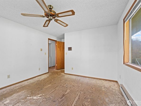 32713 1st Place S  236, Federal Way WA 98003