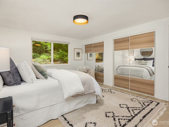 6560 Fletcher Bay Road NE, Bainbridge Island WA 98110