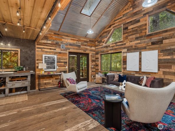 6560 Fletcher Bay Road NE, Bainbridge Island WA 98110