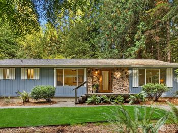 6560 Fletcher Bay Road NE