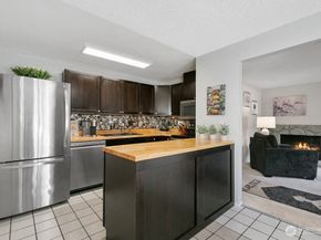 19225 18th Avenue NE, Shoreline WA 98155