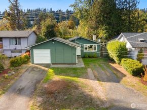 19225 18th Avenue NE, Shoreline WA 98155