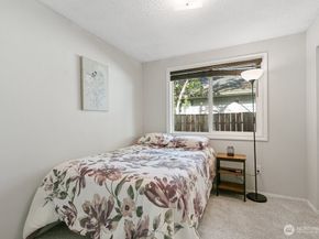 19225 18th Avenue NE, Shoreline WA 98155