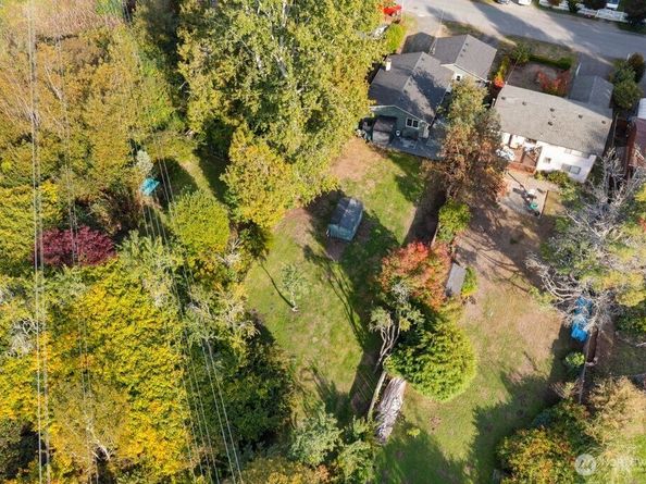 19225 18th Avenue NE, Shoreline WA 98155