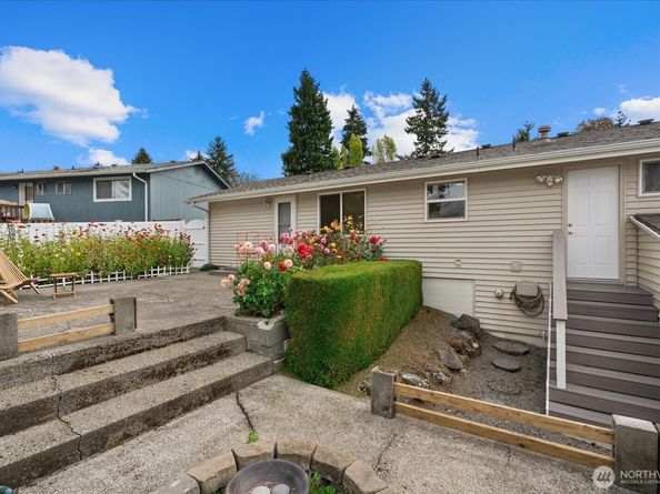 30035 47th Place S, Auburn WA 98001