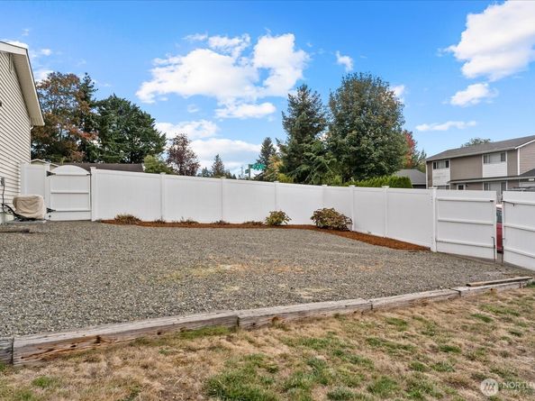 30035 47th Place S, Auburn WA 98001