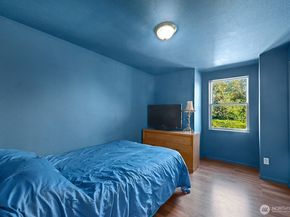 206 1st Avenue E, Pacific WA 98047
