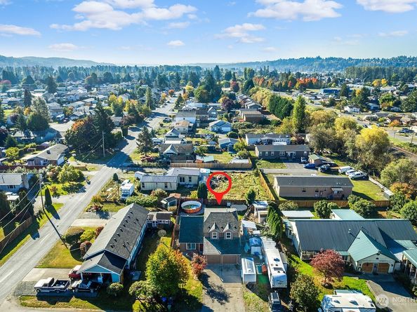 206 1st Avenue E, Pacific WA 98047