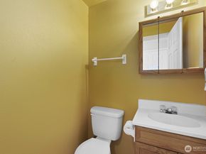 206 1st Avenue E, Pacific WA 98047