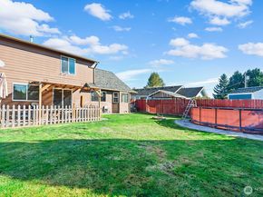 206 1st Avenue E, Pacific WA 98047
