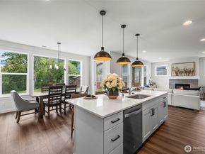 21424 116th Place SE, Kent WA 98031