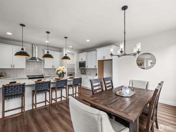21424 116th Place SE, Kent WA 98031