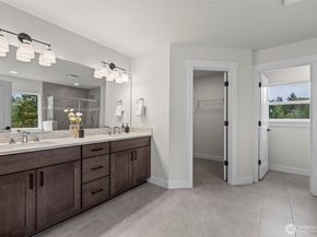 21424 116th Place SE, Kent WA 98031