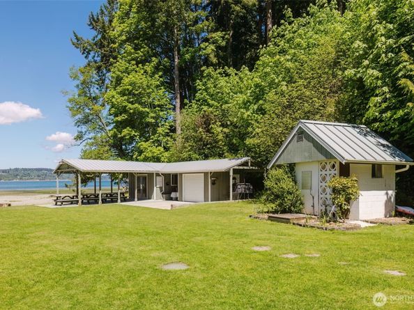 1799 NW Mulholland Boulevard, Poulsbo WA 98370