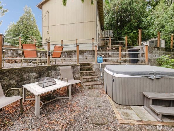 1799 NW Mulholland Boulevard, Poulsbo WA 98370