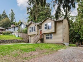 1799 NW Mulholland Boulevard, Poulsbo WA 98370