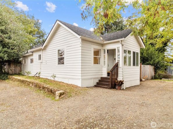1146 N Callow Avenue, Bremerton WA 98312