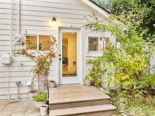 1146 N Callow Avenue, Bremerton WA 98312