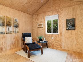 1146 N Callow Avenue, Bremerton WA 98312