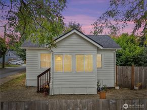 1146 N Callow Avenue, Bremerton WA 98312