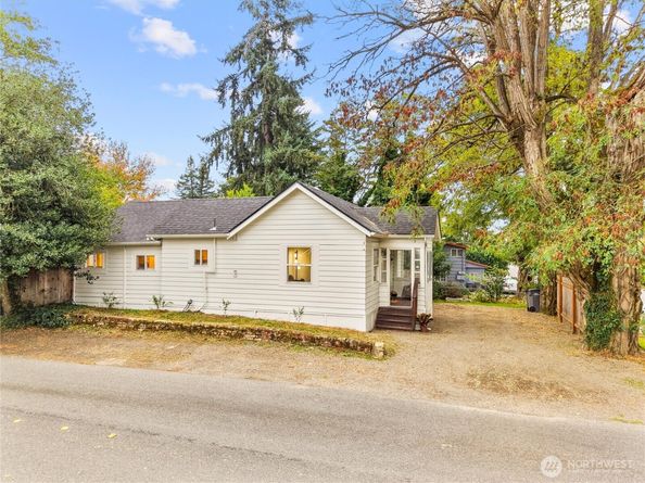 1146 N Callow Avenue, Bremerton WA 98312
