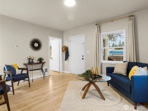 1146 N Callow Avenue, Bremerton WA 98312