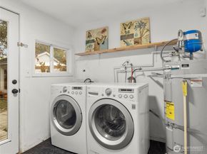 1146 N Callow Avenue, Bremerton WA 98312