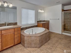 16207 SE 138th Place, Renton WA 98059