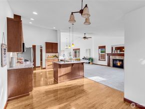 15530 Sunset Road, Bothell WA 98012