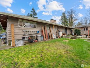 16545 Des Moines Memorial Drive S, Burien WA 98148