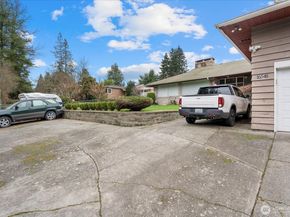 16545 Des Moines Memorial Drive S, Burien WA 98148